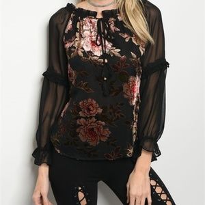 BLACK FLORAL TOP